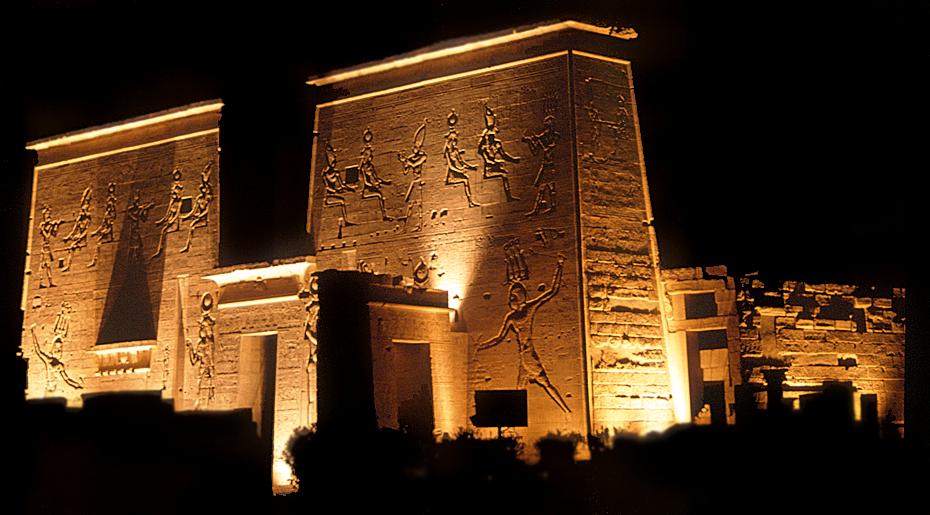 Philae's Pylon bei Nacht
