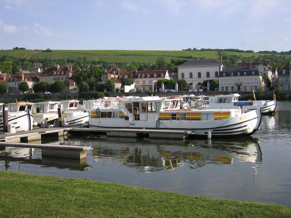 unser Boot in voller Größe, Joigny