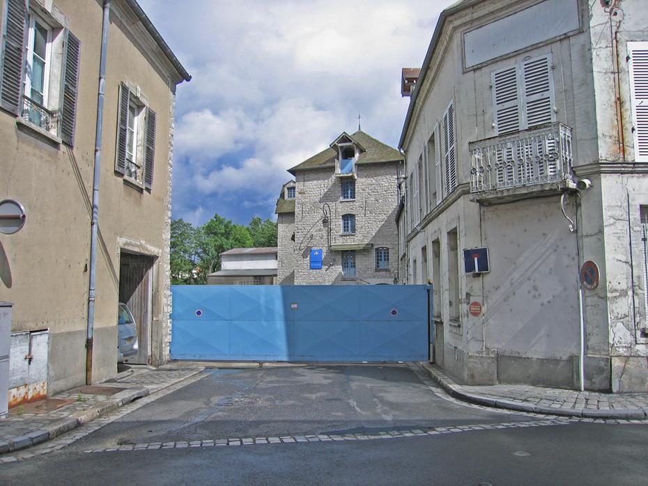seltsame Sackgasse, Nemours
