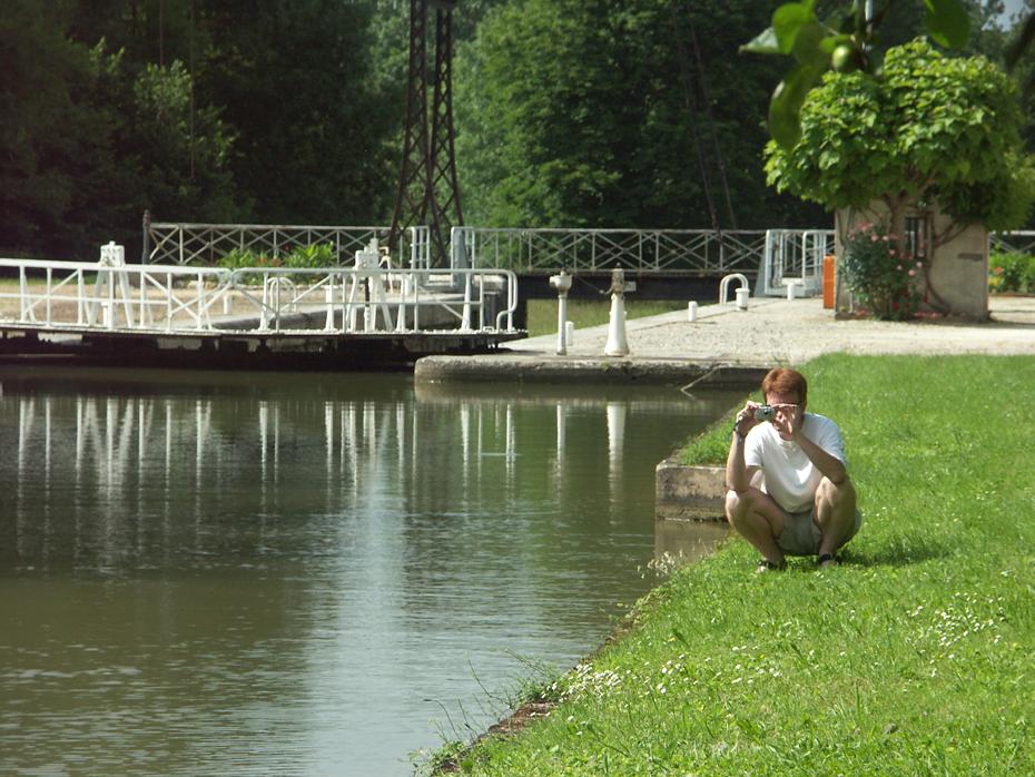 Franz in seiner Lieblingspose: Auf der Fotojagd