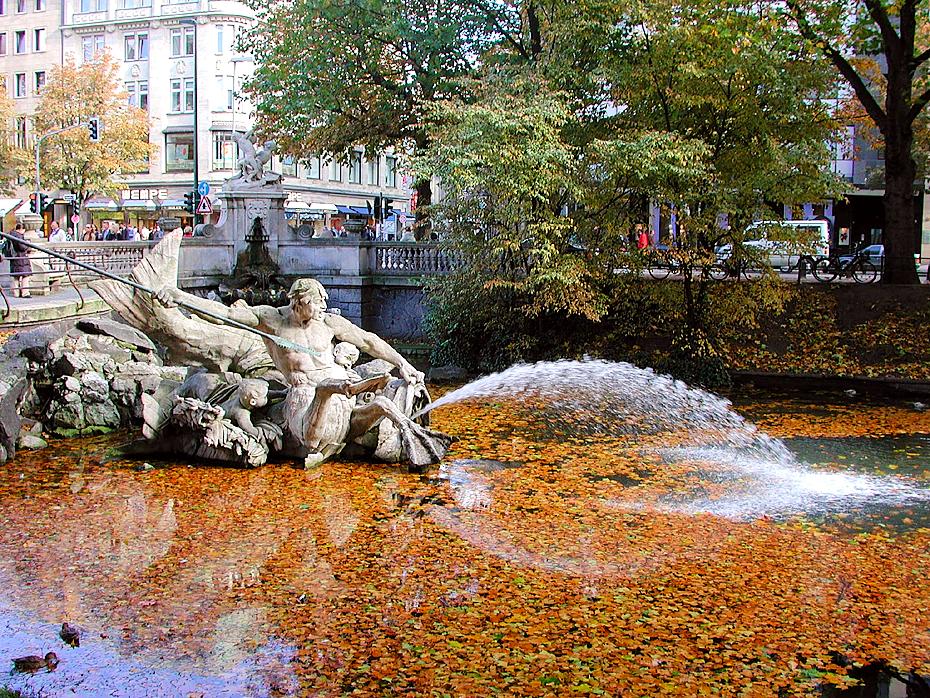 Springbrunnen auf der Königsallee