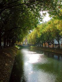 hübsches Wasser auf der Königsallee