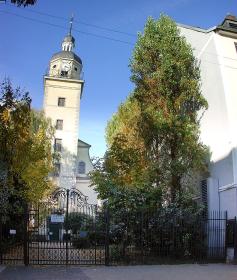 Kirchlein mitten in der Fußgängerzone