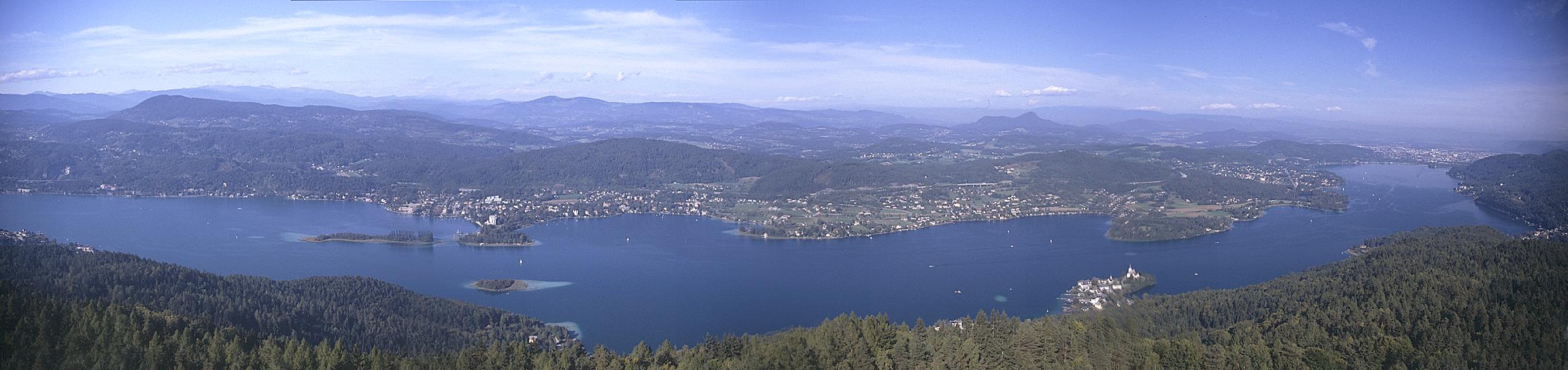 Blick vom Pyramidenkogel auf den Wörthersee