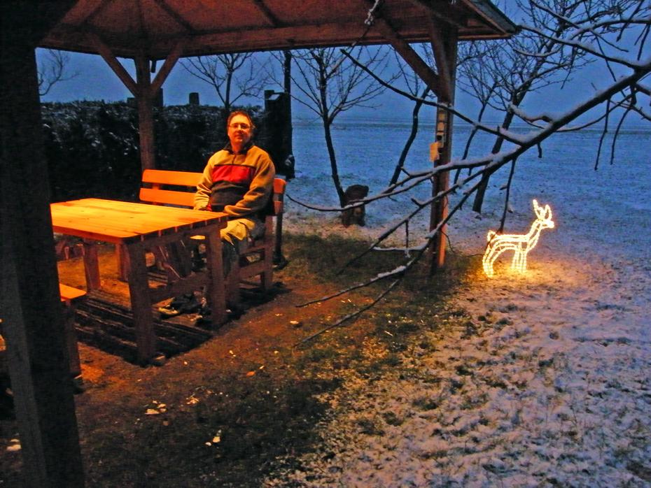Auch zu Silvester kann man unter dem Pavillion sitzen