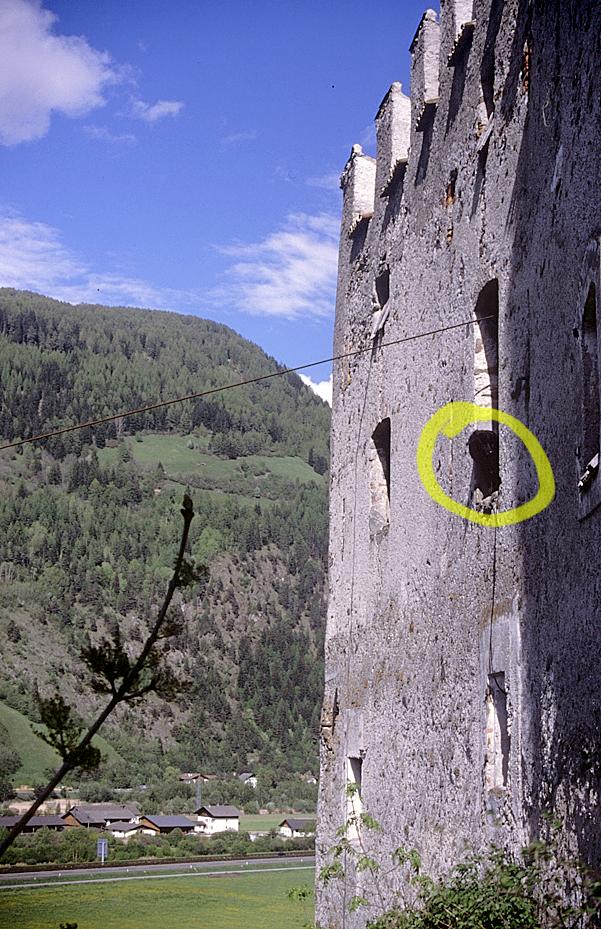 eine Burg bei Sterzing