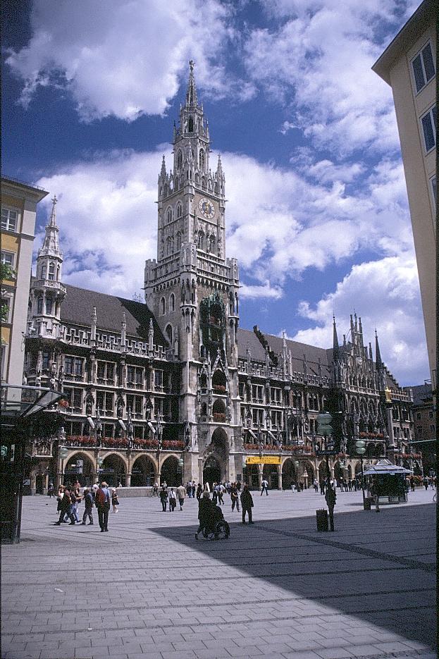 das Neue Rathaus