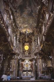 Asamkirche innen