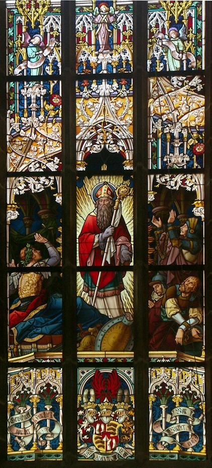 Meran - Fenster der Kirche