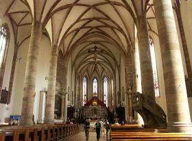 Meran - Kircheninnenansicht