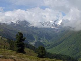 Noch ein Blick zurück nach Österreich