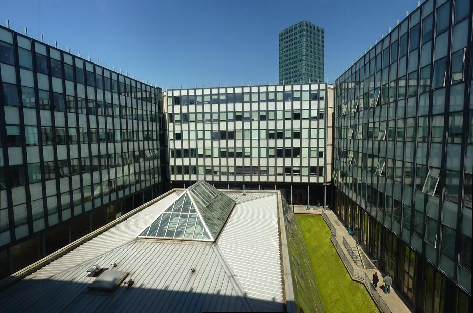 Die Pyramide in der Universität