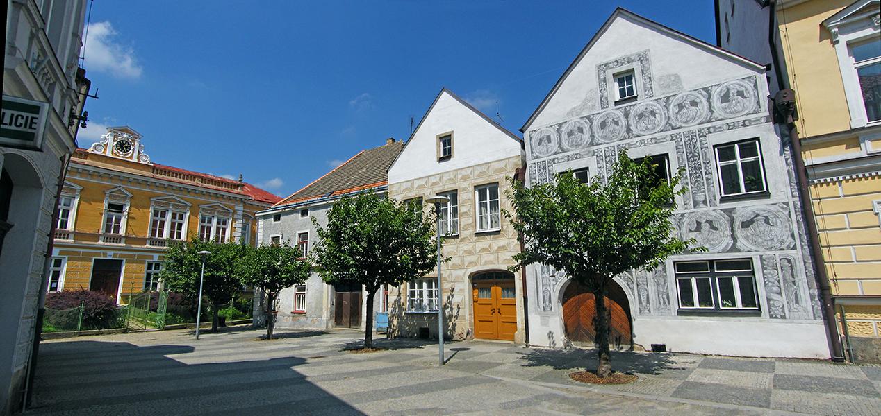 Alle Häuser sind schön erhalten am Hauptplatz, Slavonice