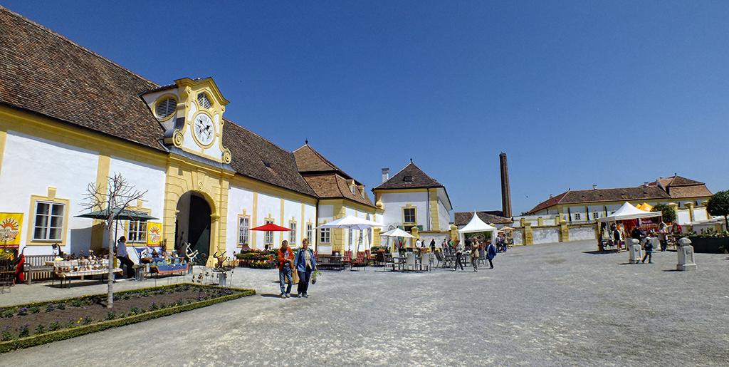 Schloß Hof