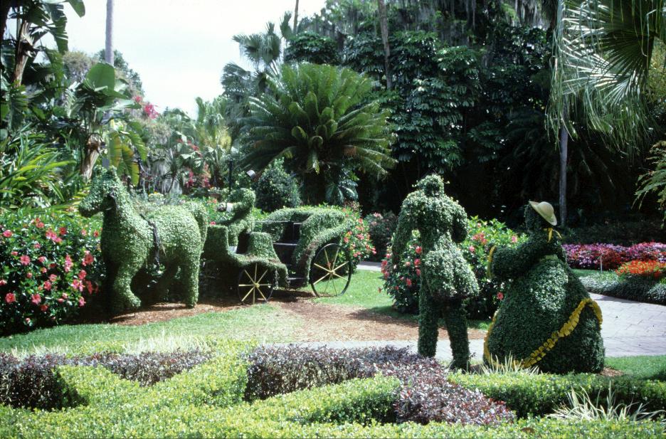lebende Skulpturen in Cypress Gardens