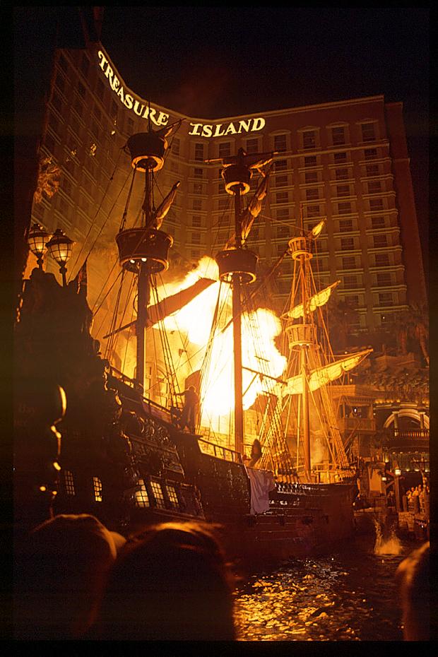 Piratenspiele vor dem Treasure Island, Las Vegas