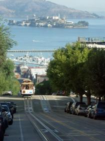 Cabel Car und Alcatraz (San Francisco)