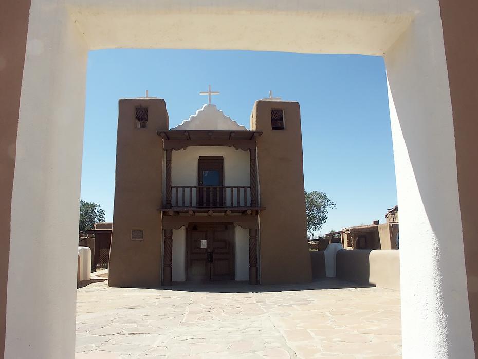 Kirche im Taos Pueblo NHL, NM