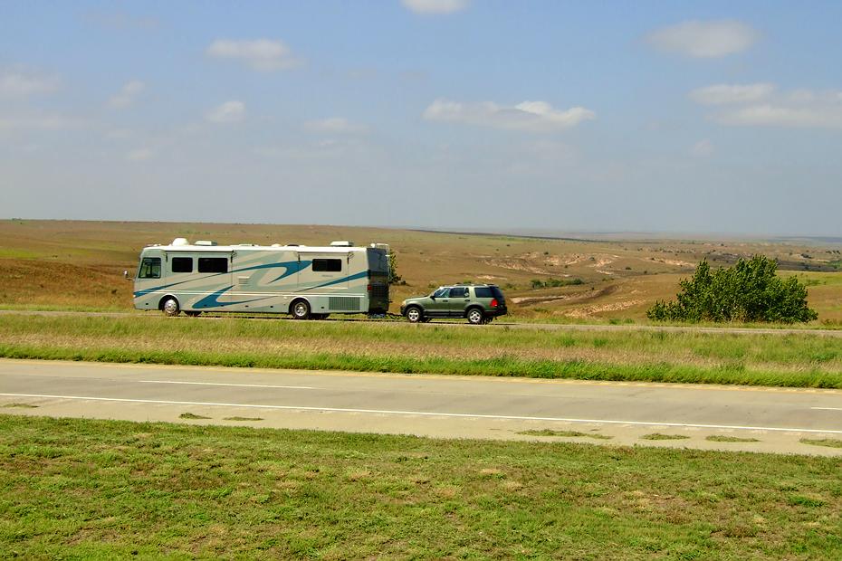 Normales Wohnmobil, Autobahn, OK