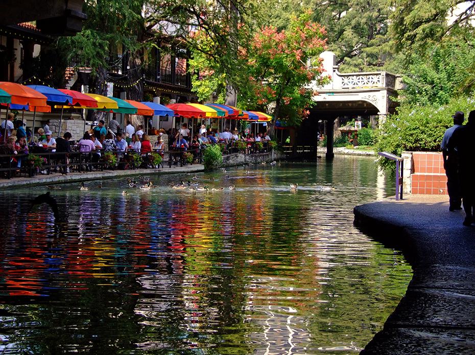 Blick auf den Riverwalk, San Antonio, TX