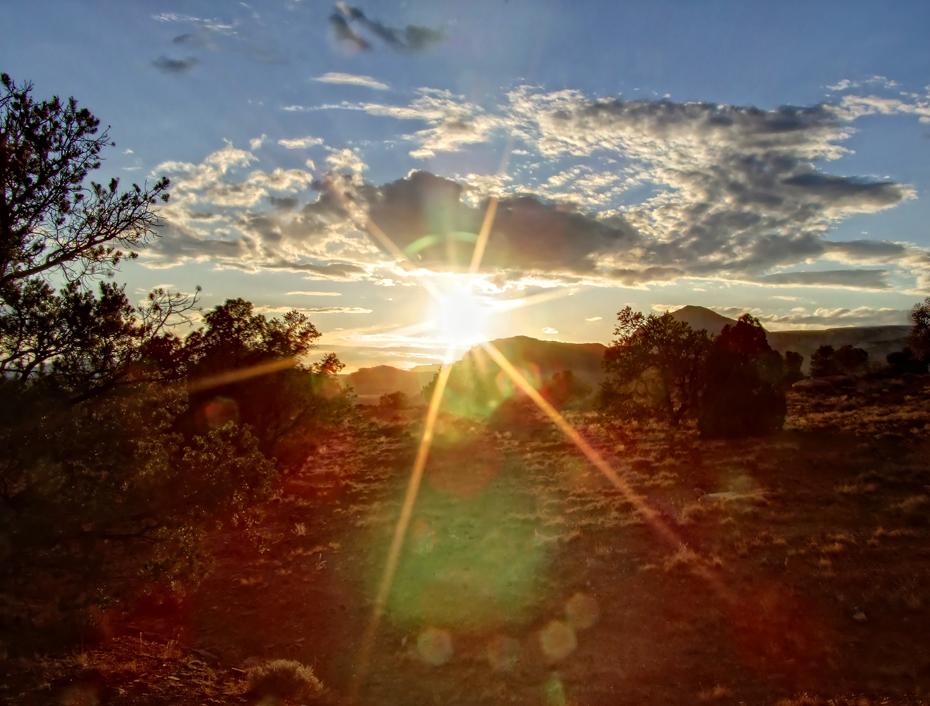 Sonnenuntergang bei meinem wilden Lager, Capitol Reef NP, UT