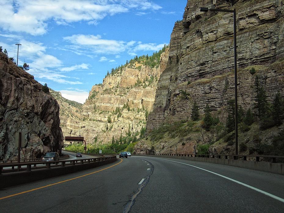 Autobahn in der Schlucht, I70, CO