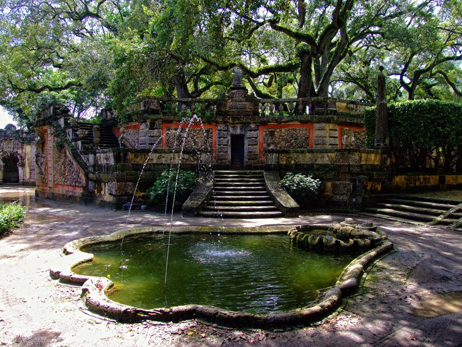 Wasserspiel im Garten der Villa Vizcaya, Miami, FL