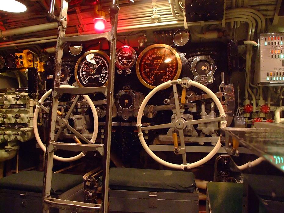 USS Drum von innen beim Battleship USS Alabama, Mobile, AL