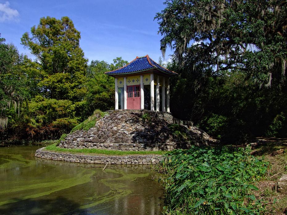 Chinesischer Pavillion im Jungle Gardens, Avery Island, LA