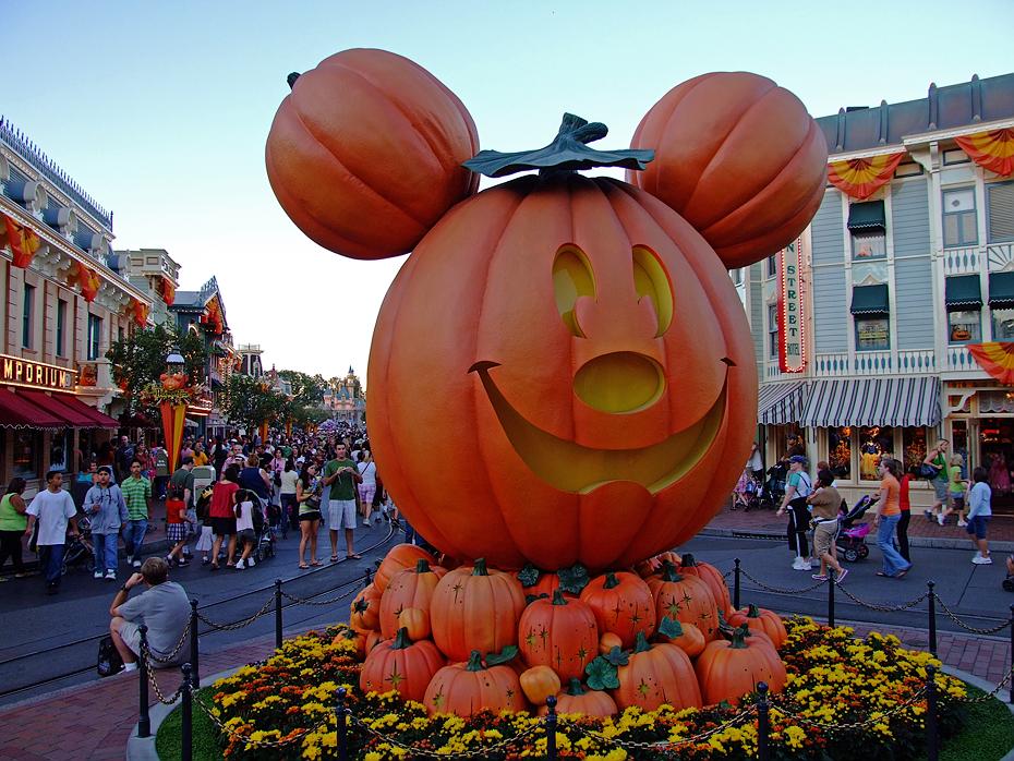 Halloween im Disneyland, Anaheim, CA