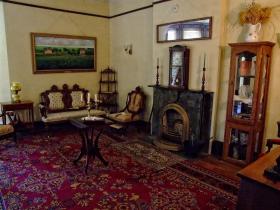 Wohnzimmer des Herrenhauses im Tallgrass NPS, KS