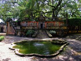 Wasserspiel im Garten der Villa Vizcaya, Miami, FL