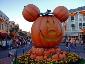 Halloween im Disneyland, Anaheim, CA