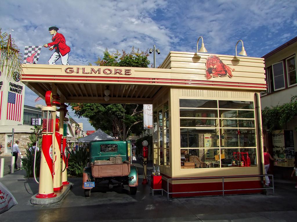 alte TAnkstelle, Farmers Market, Los Angeles
