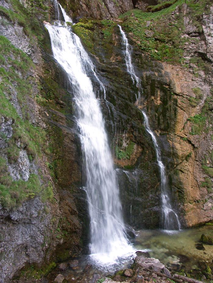 Und wieder ein Wasserfall (schon fast ganz oben)